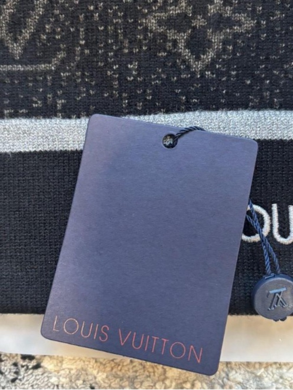 Louis Vuitton Black & Silver Monogram Knit Beanie - Picture 2 of 4